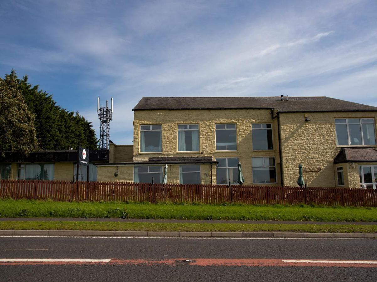 Oyo Knowesgate Inn, Northumberland National Park Kirkwhelpington Exterior photo